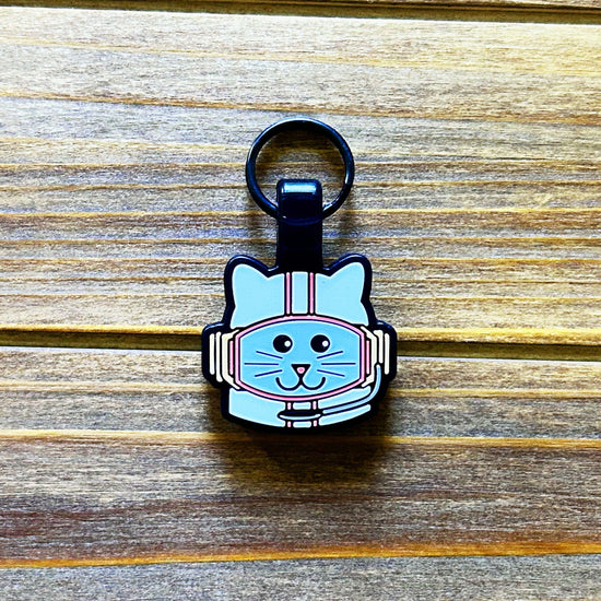Load image into Gallery viewer, Catstronaut Silicone Cat ID Tag
